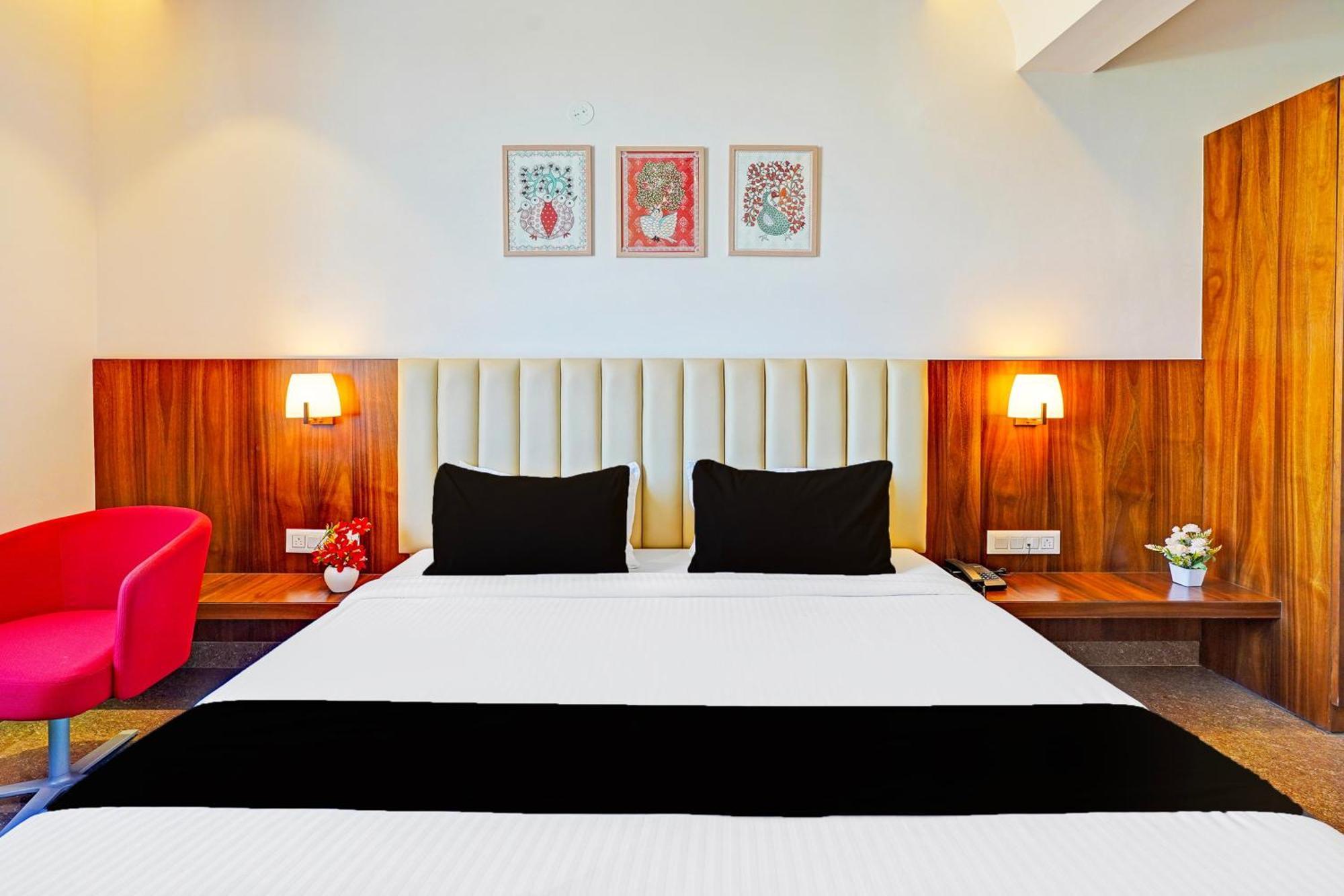 Super Townhouse Oak Electronic City Formerly Hotel Trubell Kammasandra Экстерьер фото